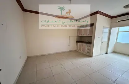 Apartment - 1 Bathroom for rent in Al Musalla - Al Gharb - Sharjah