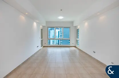 Apartment - 3 Bedrooms - 4 Bathrooms for sale in Marina Residences 3 - Marina Residences - Palm Jumeirah - Dubai