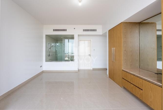 شقة - 2 غرف نوم - 3 حمامات للايجار في 4 برج الاتحاد - أبراج الاتحاد - شارع الكورنيش - أبوظبي