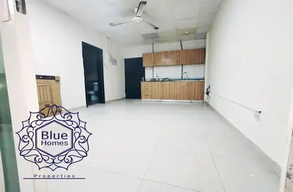 Apartment - 1 Bathroom for rent in Suroor 511 - Muwaileh - Sharjah