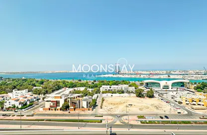 Apartment - 4 Bedrooms - 5 Bathrooms for rent in Al Mina Tower - Al Mina - Abu Dhabi