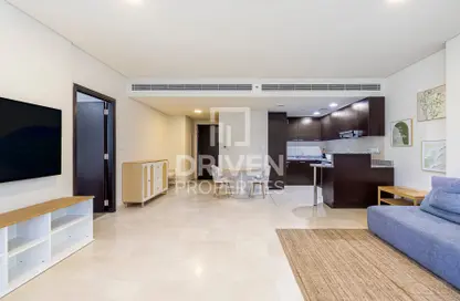 Apartment - 1 Bedroom - 2 Bathrooms for sale in Sky Gardens - DIFC - Dubai