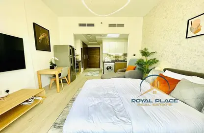 Apartment - 1 Bathroom for rent in Azizi Star - Al Furjan - Dubai