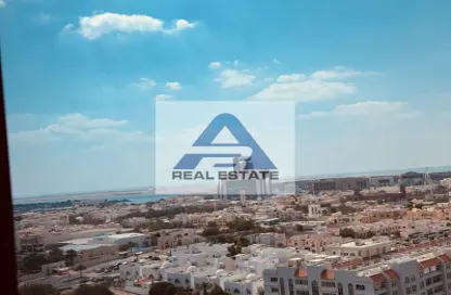 Apartment - 3 Bedrooms - 4 Bathrooms for rent in Cornich Al Khalidiya - Al Khalidiya - Abu Dhabi