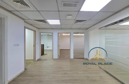 Office Space - Studio - 1 Bathroom for rent in Fairmont Hotel - Sheikh Zayed Road - Dubai