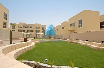 Villa - 3 Bedrooms - 4 Bathrooms for rent in Yasmin Community - Al Raha Gardens - Abu Dhabi