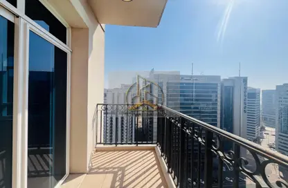 Apartment - 3 Bedrooms - 4 Bathrooms for rent in Hamdan Street - Abu Dhabi