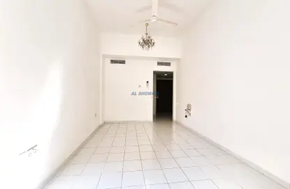 Apartment - 1 Bedroom - 2 Bathrooms for rent in Oud Metha - Bur Dubai - Dubai