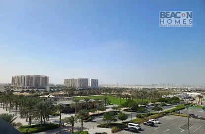 Apartment - 2 Bedrooms - 2 Bathrooms for rent in Jenna Main Square 2 - Jenna Main Square - Town Square - Dubai