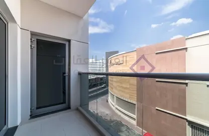 Apartment - 1 Bedroom - 2 Bathrooms for rent in Al Muraqqabat - Deira - Dubai