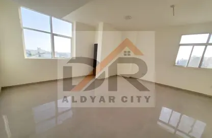 Apartment - 1 Bedroom - 2 Bathrooms for rent in Ajman Corniche Residences - Ajman Corniche Road - Ajman