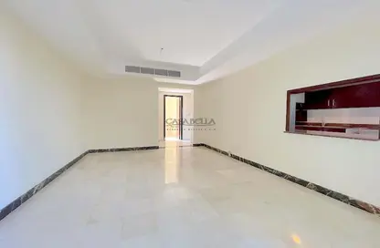 Villa - 2 Bedrooms - 3 Bathrooms for rent in Springs 11 - The Springs - Dubai