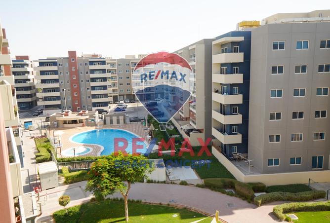 Apartment - 3 Bedrooms - 4 Bathrooms for sale in Tower 10 - Al Reef Downtown - Al Reef - Abu Dhabi