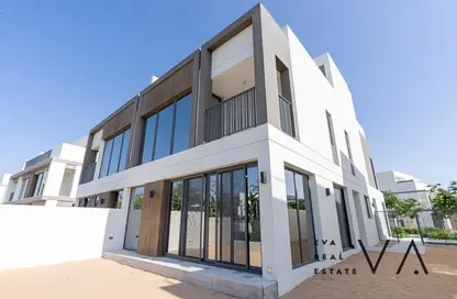 Villa - 4 Bedrooms - 6 Bathrooms for rent in Aura - Tilal Al Ghaf - Dubai