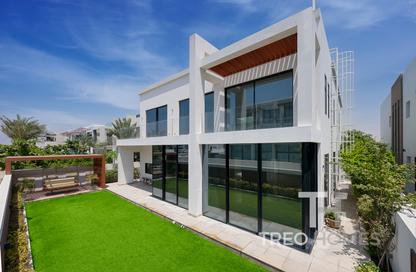 Villa - 6 Bedrooms - 7 Bathrooms for sale in Jumeirah Park Homes - Jumeirah Park - Dubai