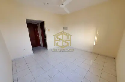 Apartment - 1 Bathroom for rent in Rolla Square - Rolla Area - Sharjah