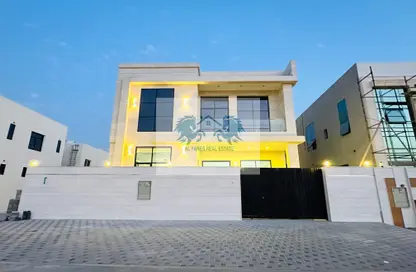 Villa - 5 Bedrooms - 7 Bathrooms for sale in Al Yasmeen 1 - Al Yasmeen - Ajman