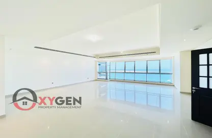 Apartment - 4 Bedrooms - 5 Bathrooms for rent in Silver Wave Tower - Al Mina - Abu Dhabi