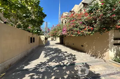 Apartment - 1 Bedroom - 1 Bathroom for sale in Reehan 8 - Reehan - Old Town - Dubai