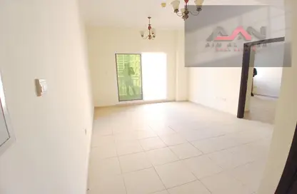 Apartment - 1 Bedroom - 1 Bathroom for rent in Mazaya 31 - Queue Point - Dubai Land - Dubai