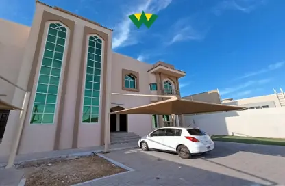 Villa - 7 Bedrooms for rent in Shakhbout City - Abu Dhabi