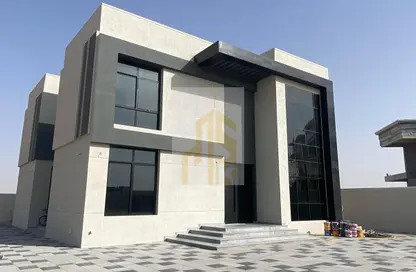 Villa - 4 Bedrooms - 5 Bathrooms for rent in Al Aweer 1 - Al Aweer - Dubai