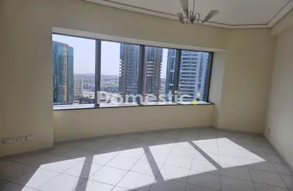 Apartment - 2 Bedrooms - 2 Bathrooms for rent in 21st Century Tower - Sheikh Zayed Road - Dubai