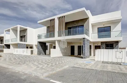 Villa - 3 Bedrooms - 5 Bathrooms for rent in Redwoods - Yas Acres - Yas Island - Abu Dhabi