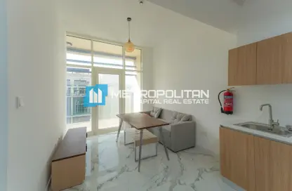 Apartment - 1 Bedroom - 1 Bathroom for sale in Oasis 2 - Oasis Residences - Masdar City - Abu Dhabi