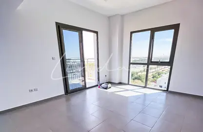 Apartment - 3 Bedrooms - 4 Bathrooms for sale in Zahra Apartments 1A - Zahra Apartments - Town Square - Dubai