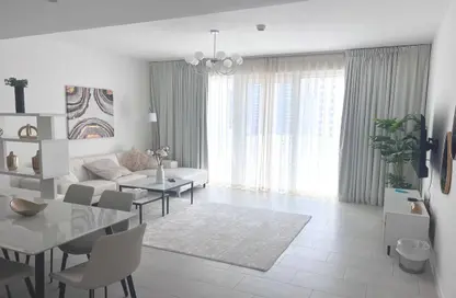 Apartment - 1 Bedroom - 1 Bathroom for rent in La Vie - Jumeirah Beach Residence - Dubai