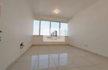 Apartment - 3 Bedrooms - 4 Bathrooms for rent in Al Manhal Tower - Airport Road - Abu Dhabi