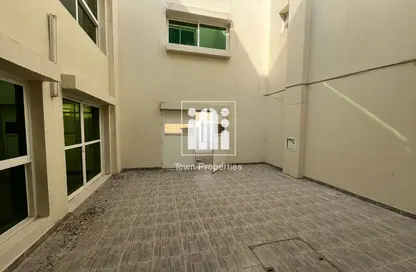 Villa - 4 Bedrooms - 6 Bathrooms for rent in Shakhbout City - Abu Dhabi