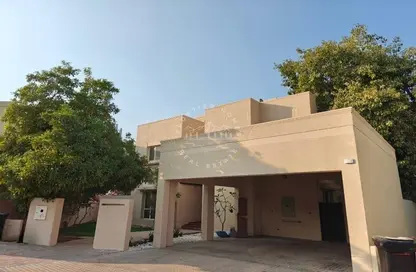 Villa - 4 Bedrooms - 3 Bathrooms for rent in Meadows 2 - Meadows - Dubai