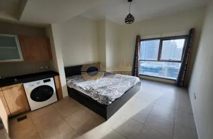 Apartment - 1 Bathroom for sale in Zumurud Tower - Dubai Marina - Dubai