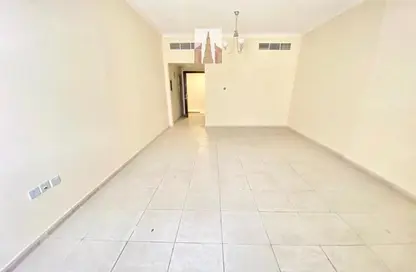 Apartment - 2 Bedrooms - 3 Bathrooms for rent in Muwaileh 29 Building - Muwaileh - Sharjah