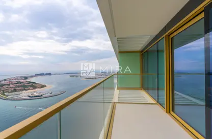 Apartment - 1 Bedroom - 1 Bathroom for sale in Grand Bleu Tower 2 - EMAAR Beachfront - Dubai Harbour - Dubai