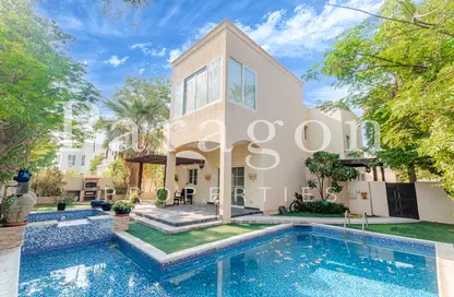 Villa - 3 Bedrooms - 4 Bathrooms for rent in Meadows 1 - Meadows - Dubai