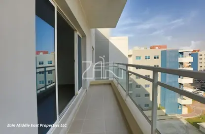 Apartment - 1 Bedroom - 2 Bathrooms for sale in Tower 18 - Al Reef Downtown - Al Reef - Abu Dhabi