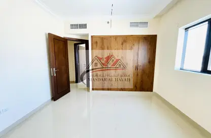 Apartment - 2 Bedrooms - 3 Bathrooms for rent in Muwaileh 29 Building - Muwaileh - Sharjah