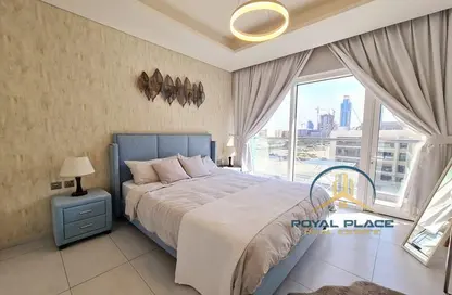 Apartment - 1 Bedroom - 2 Bathrooms for rent in Regent Court - Jumeirah Village Circle - Dubai