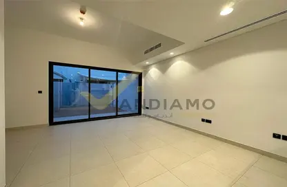 Townhouse - 3 Bedrooms - 3 Bathrooms for rent in Aldhay at Bloom Gardens - Bloom Gardens - Al Salam Street - Abu Dhabi