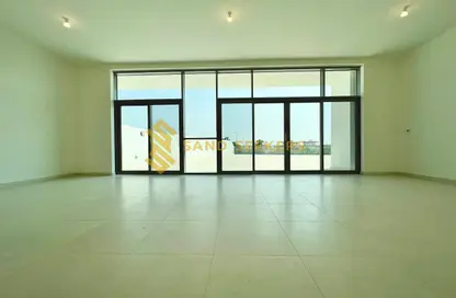 Apartment - 4 Bedrooms - 5 Bathrooms for rent in Rawdhat Abu Dhabi - Abu Dhabi