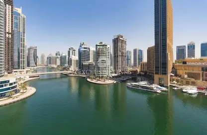 Apartment - 1 Bedroom - 2 Bathrooms for rent in Central Tower - Bay Central - Dubai Marina - Dubai