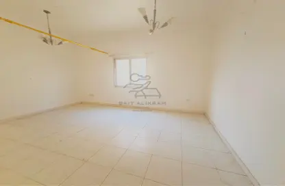 Apartment - 1 Bedroom - 1 Bathroom for rent in Al Qulaya'ah - Al Sharq - Sharjah