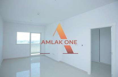 Apartment - 1 Bedroom - 2 Bathrooms for sale in Marina Bay by DAMAC - Najmat Abu Dhabi - Al Reem Island - Abu Dhabi