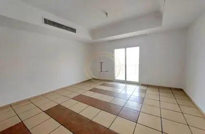 Apartment - 2 Bedrooms - 3 Bathrooms for rent in Hai Al Qalaa - Al Jaheli - Al Ain