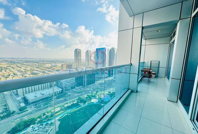 Apartment for Rent in Armada Tower 1 Well Maintained High Floor