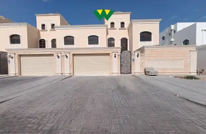 Villa - 5 Bedrooms - 7 Bathrooms for rent in Mohamed Bin Zayed Centre - Mohamed Bin Zayed City - Abu Dhabi