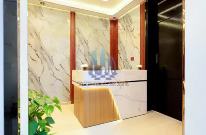 Office Space - Studio - 2 Bathrooms for rent in Corniche Tower - Corniche Road - Abu Dhabi